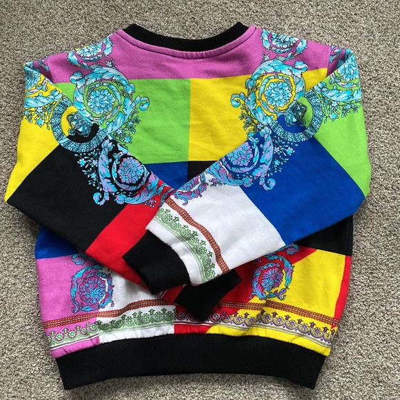 Young Versace Baroque Multi Color Sweater size 8 kids in worn once. - Picture 6 of 8